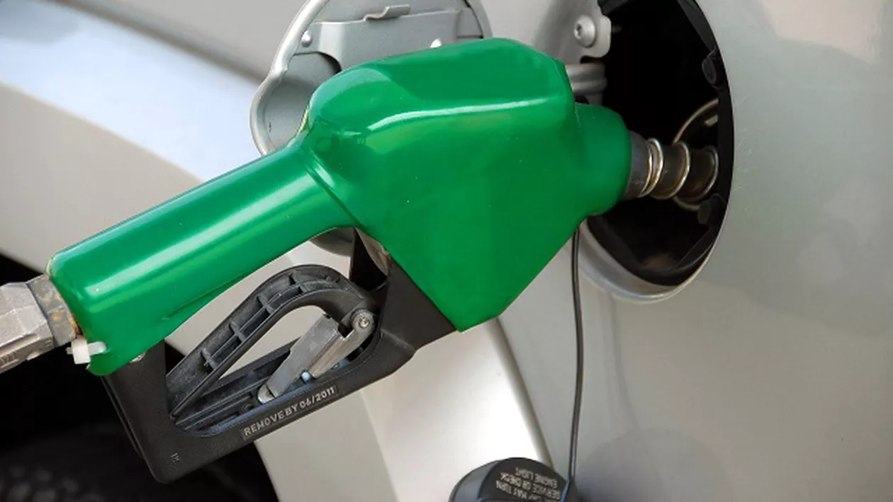 Mașinile diesel sunt interzise oficial: Cine are autoturisme pe motorină, primește banii înapoi! De ce acte ai nevoie...