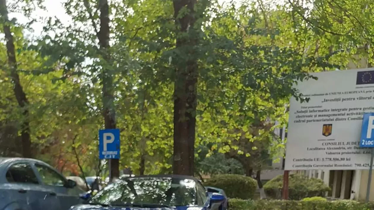 UPDATE // Mașina de lux parcată pe locul persoanelor cu handicap de la CJ Teleorman este de fapt a finului lui Valentin Dragnea. Gina, nora fostului șef PSD, are și ea aceeași marcă de bolid