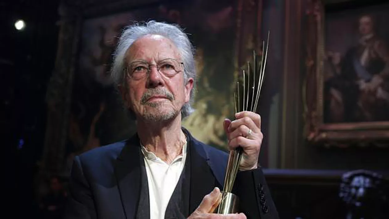 Academia Suedeză apără decizia de a-i acorda Nobelul pentru Literatură pe 2019 lui Peter Handke: 'Nu s-a descoperit nimic în scrierile sale'