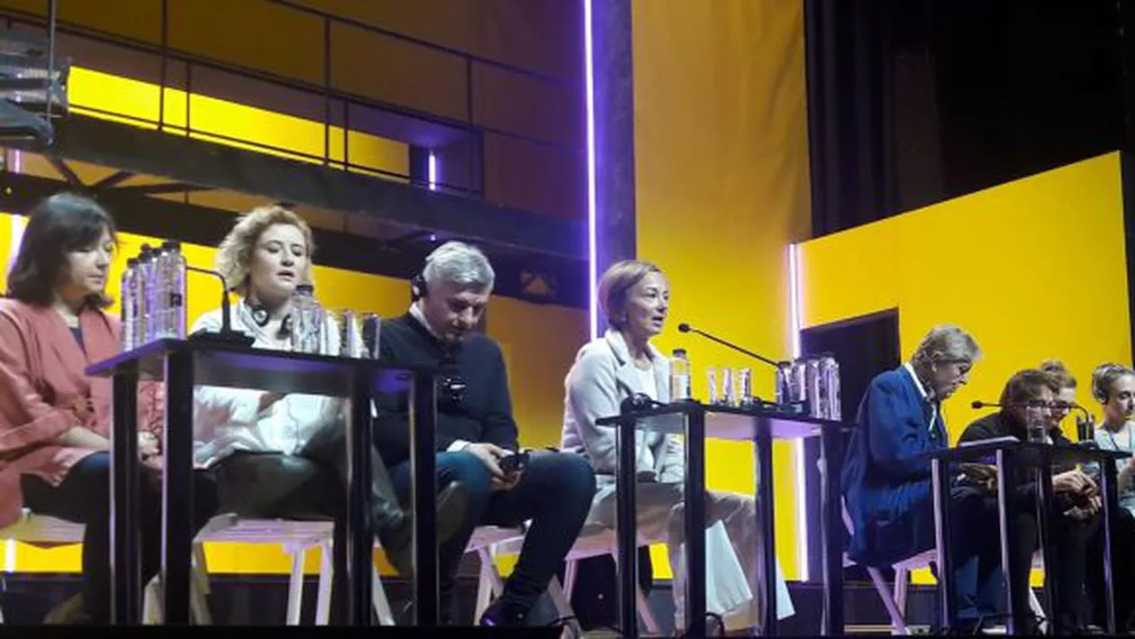 Regizorul Andrei Șerban, critici dure după moartea lui Alexandru Darie: „Deși în ultimii 10 ani a fost marginalizat, între timp a devenit un sfânt și un martir.  Așa devenim toți”