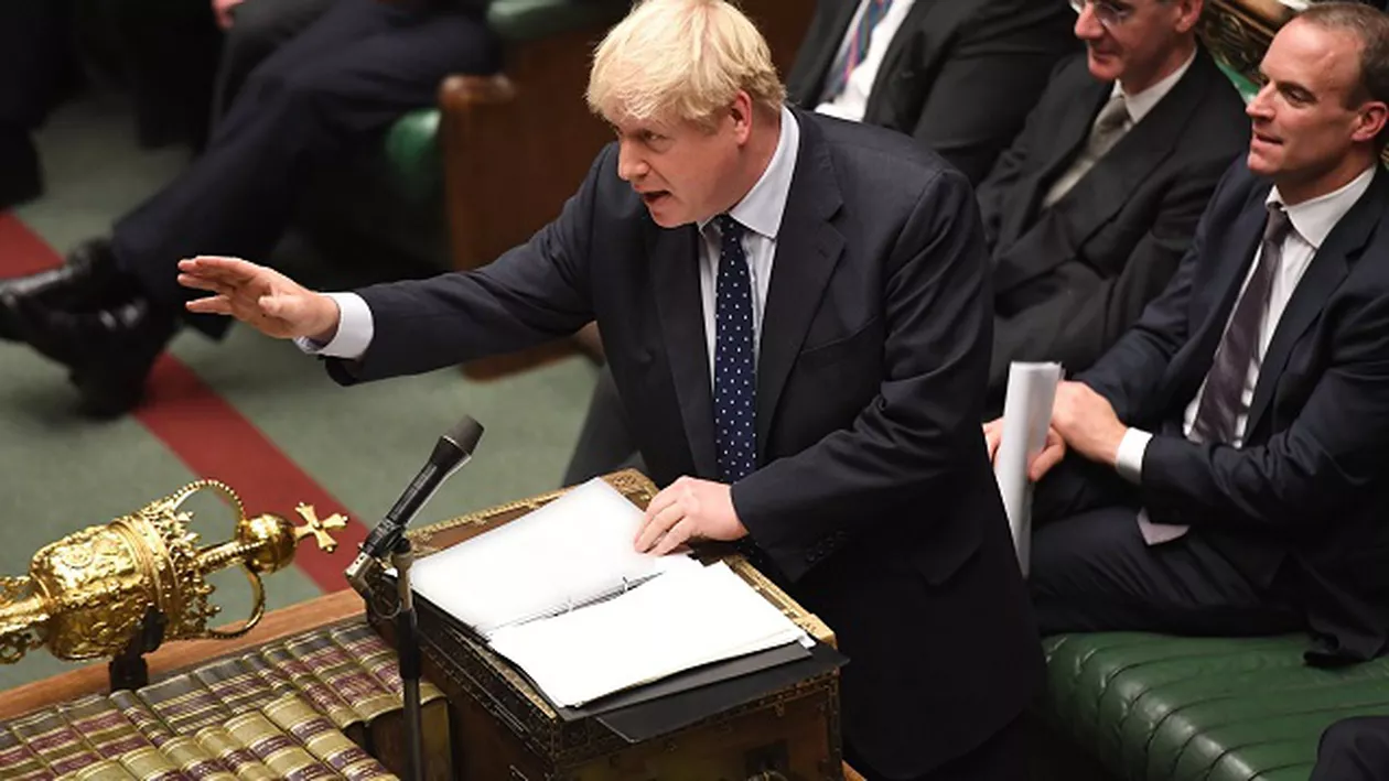 Cetățenii Regatului Unit merg la urne, în luna decembrie. Deputații britanici aprobă organizarea primelor alegeri generale anticipate în prag de Crăciun, după aproape un secol