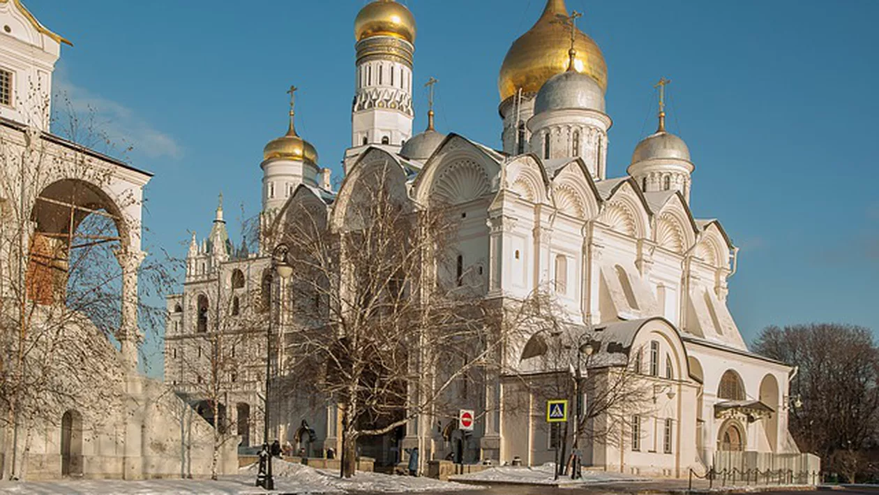 „Marea schismă” a lumii ortodoxe: Patriarhia Rusiei rupe comuniunea cu Arhiepiscopul de Atena, după decizia elenilor de a recunoaște autocefalia Bisericii Ucrainei