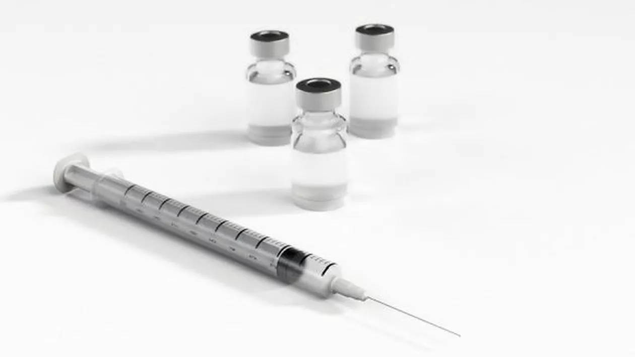 EROARE GRAVĂ: 10 persoane au ajuns la spital după ce au fost injectate cu INSULINĂ în loc de VACCIN ANTIGRIPAL: 'Când am ajuns, oamenii zăceau pe jos'