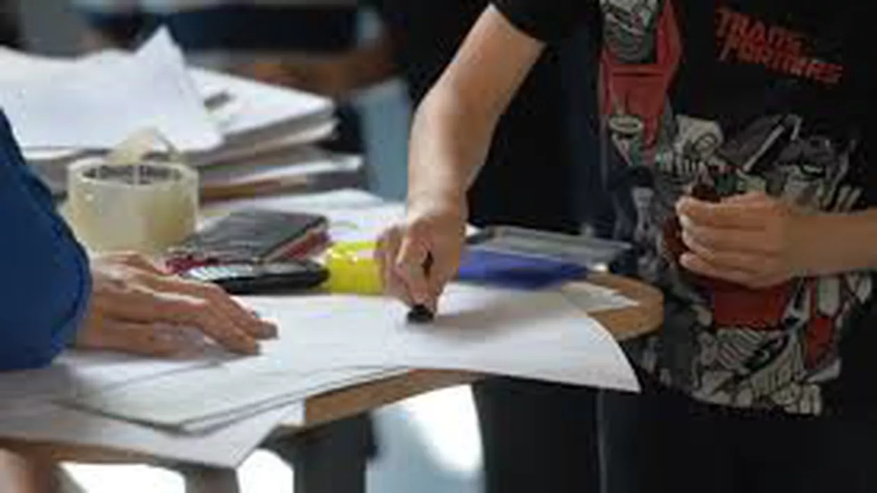 REZULTATE BEC / REZULTATE ALEGERI / EXIT POLL ALEGERI PREZIDENŢIALE. BEC a acreditat Trei sondaje de tip exit-poll la alegerile prezidenţiale