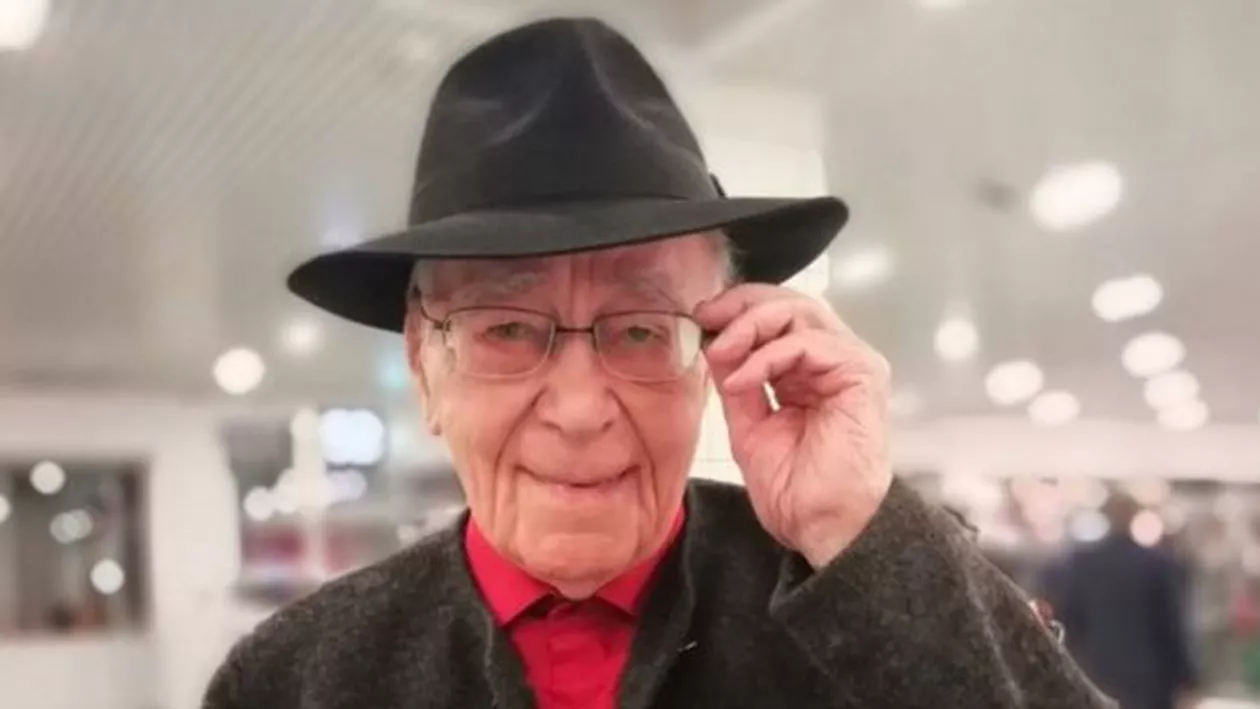 Mihai Șora, îndemn la vot pentru românii de pretutindeni: „Nu alegem doar un om, ne alegem viitorul” / Filosoful de 103 ani este observator independent în Firenze, Italia