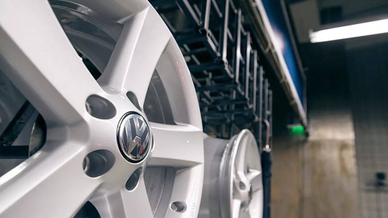 Mașinile diesel, INTERZISE OFICIAL: Cine are autoturisme pe motorină primește banii înapoi! De ce acte ai nevoie