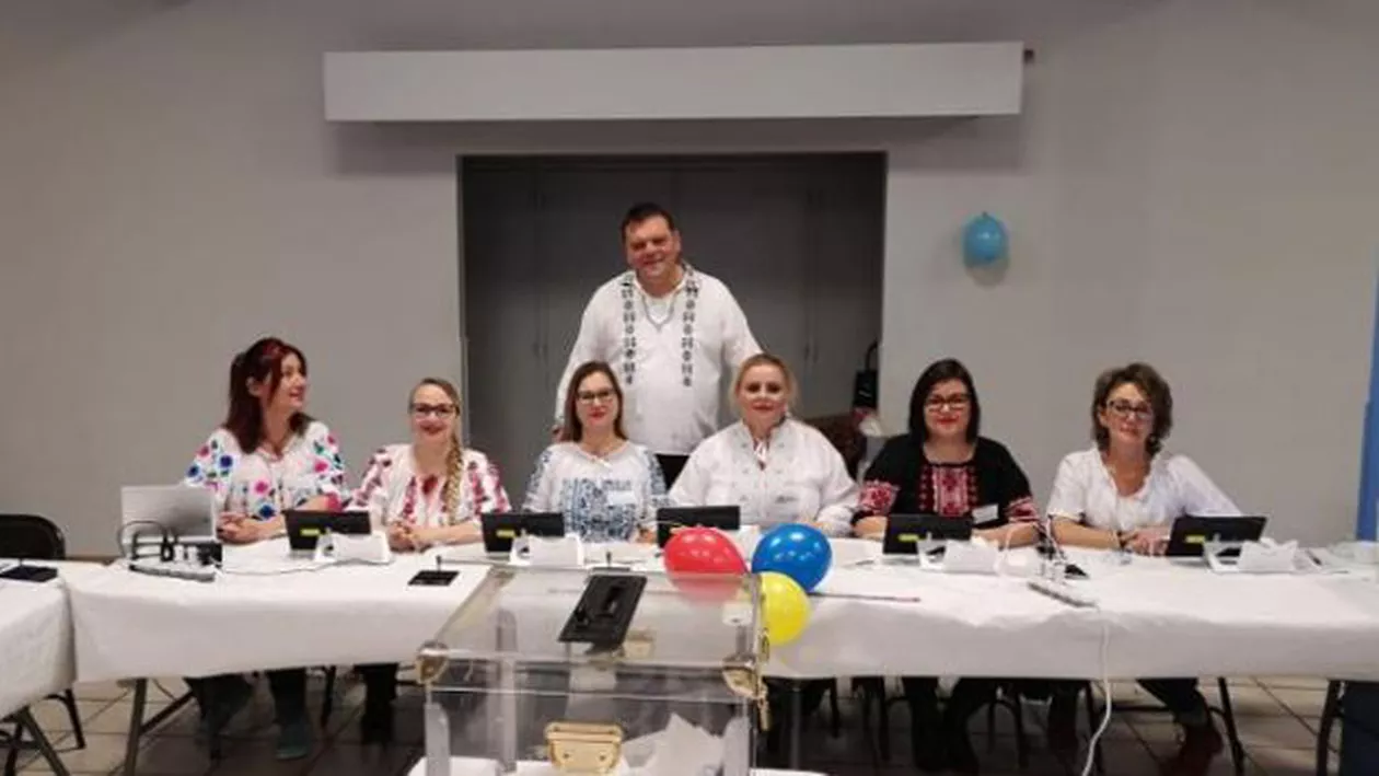 ALEGERI PREZIDENȚIALE 2019 // Membrii secției de votare din Dijon, Franța, au marcat ZIUA VOTULUI într-un mod INEDIT (FOTO)