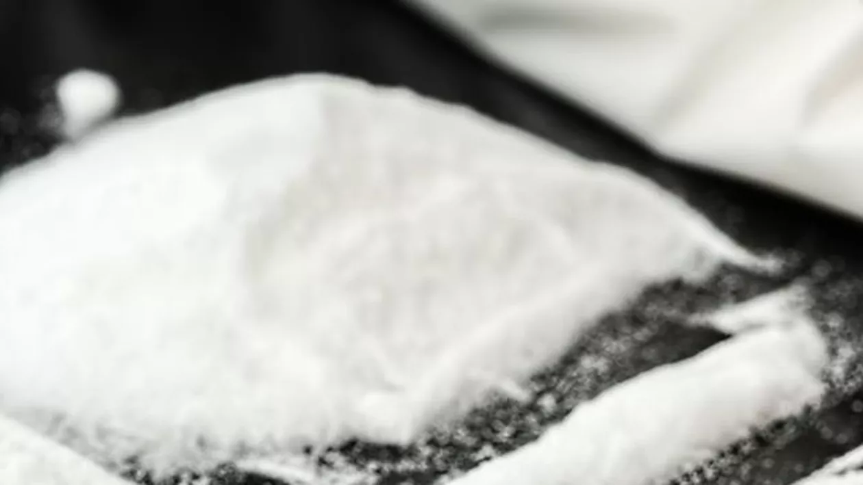 Întâmplare desprinsă din „Breaking Bad”: Doi profesori de chimie din SUA, arestați pentru că fabricau droguri în laboratorul liceului
