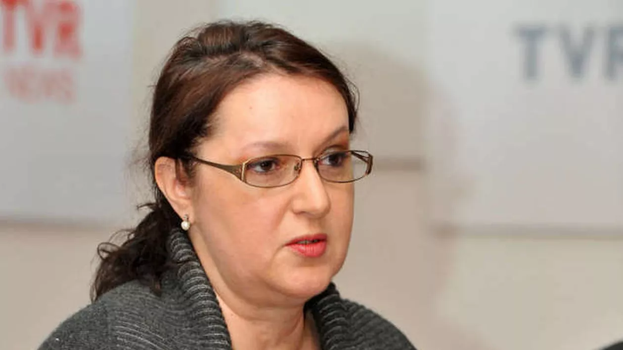 CUTREMUR ÎN ALBANIA! Fosta șefă a știrilor TVR, afectată direct de SEIMUL PUTERNIC (GALERIE FOTO)