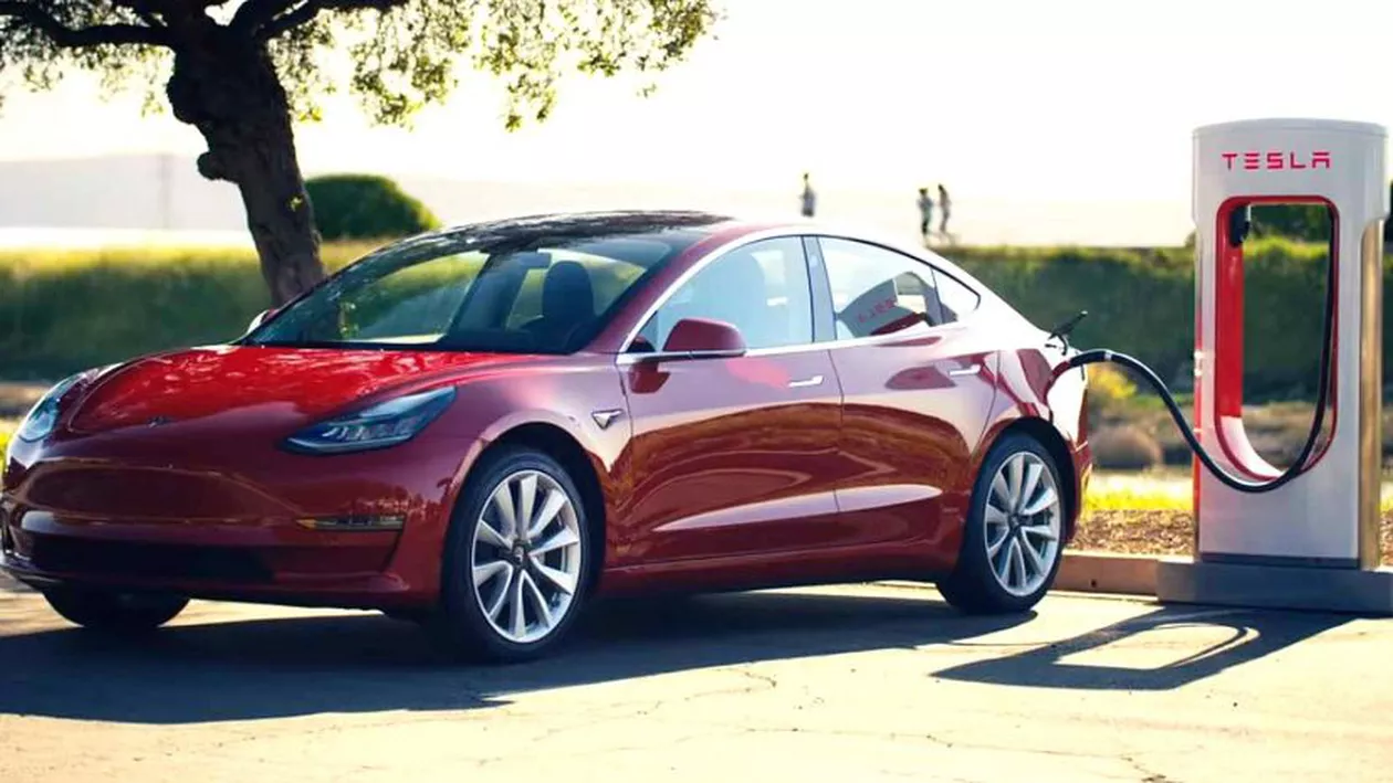 Studiu – Ce poluează mai mult: Un Mercedes diesel sau un model Tesla?