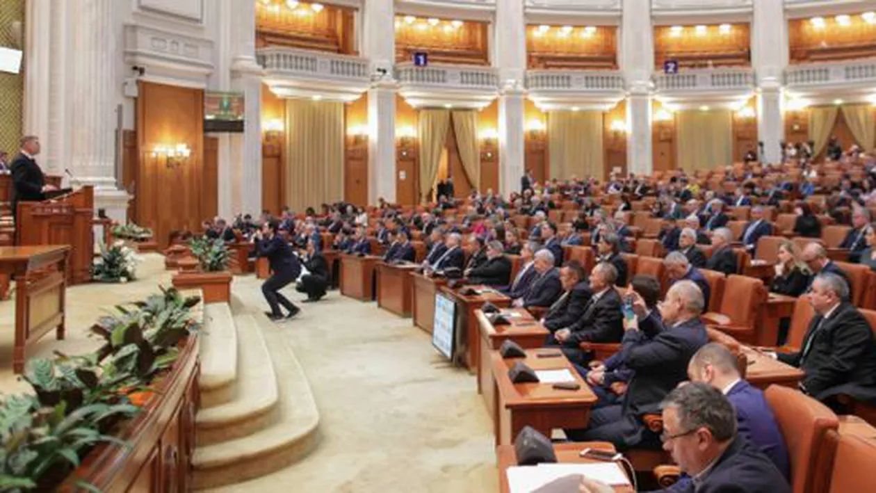 Iohannis: Resping cu fermitate orice opinie care pune sub semnul întrebării existența unei revoluții anticomuniste (VIDEO)