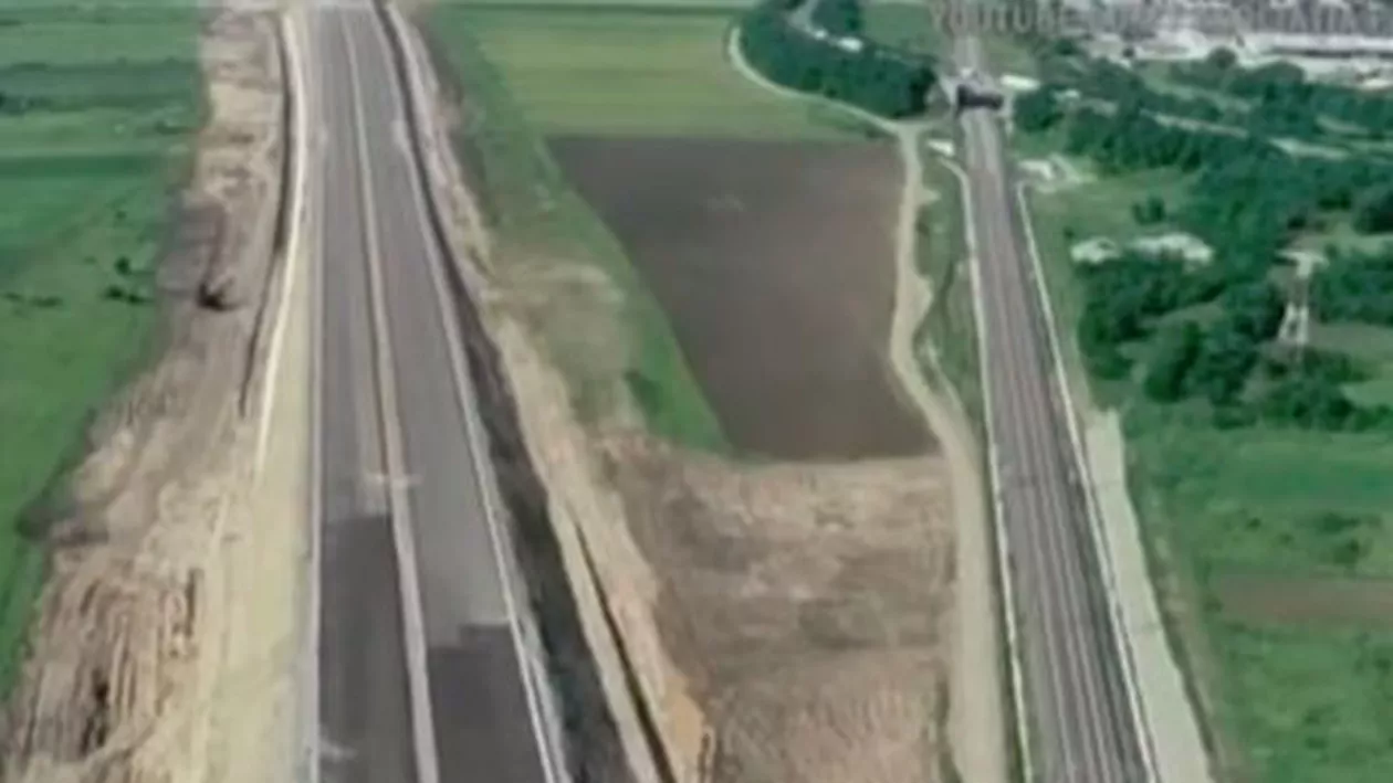 Constructorul autostrăzii Sebeş - Turda, amendat în vară cu 30.000 de lei pentru depăşirea zgomotului pe şantier a obţinut anularea sancţiunii în justiţie