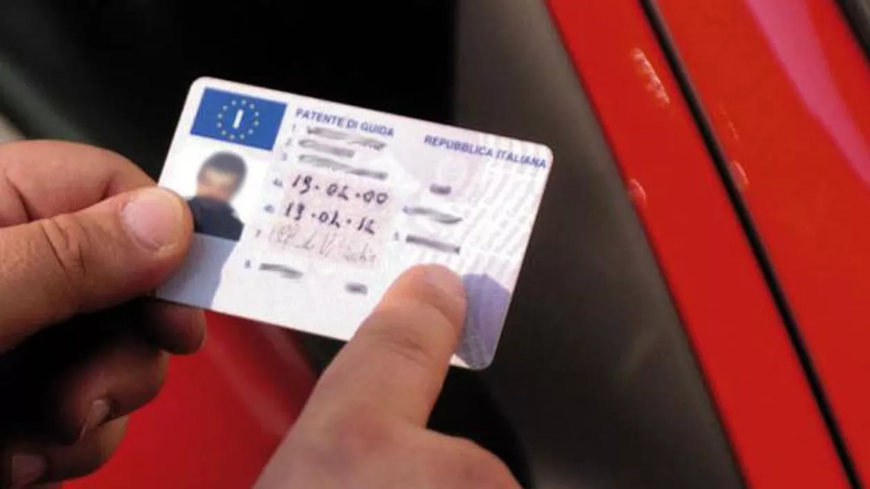 Caz HALUCINANT în Italia! Un afacerist chinez s-a legitimat folosind acte de identitate româneşti false