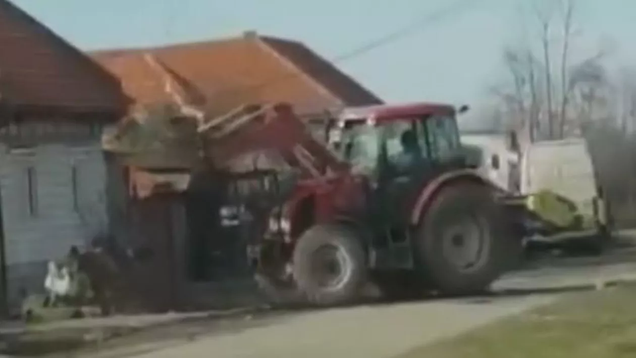 Răzbunarea primarului: Un edil i-a înapoiat MOLOZUL unei localnice, după ce aceasta îl aruncase pe câmp (VIDEO)