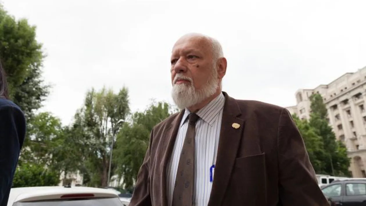 Cum a fost capturat Institutul Revoluției Române de Gelu Voican Voiculescu și tovarășii săi din FSN, Cazimir Ionescu și Ion Iliescu: Fostul director, șantajat cu o anchetă internă (VIDEO)