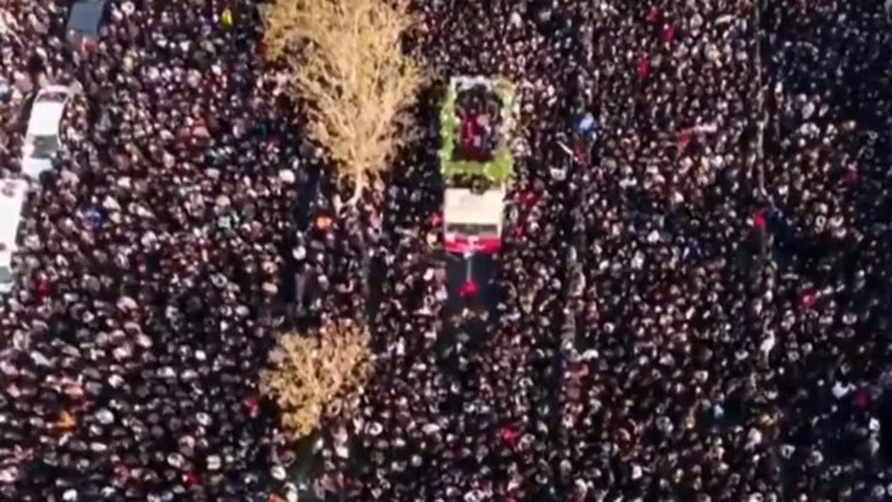 Milioane de iranieni participă la funeraliile generalul Qassem Soleimani.  Noul şef al Forţei Quds afirmă că obiectivul său este alungarea SUA din regiune (VIDEO)