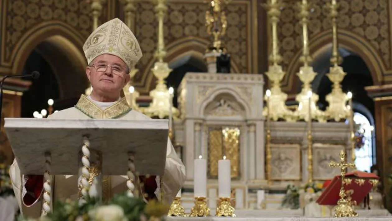 Monseniorul Aurel Percă, înscăunat Arhiepiscop Mitropolit de Bucureşti: Ceremonie impresionantă la Catedrala Sf. Iosif din Capitală. Mii de credincioși, prezenți la Liturghie (FOTO, VIDEO)