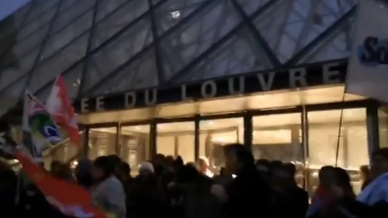 PROTESTE la Paris! Muzeul Luvru, ÎNCHIS, după ce intrările au fost blocate de sindicaliști (VIDEO)