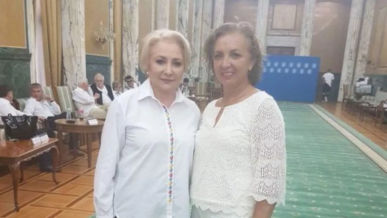 Fostă consilieră a lui Dăncilă și Ponta, surprinsă când vindea petarde la tarabă (FOTO)