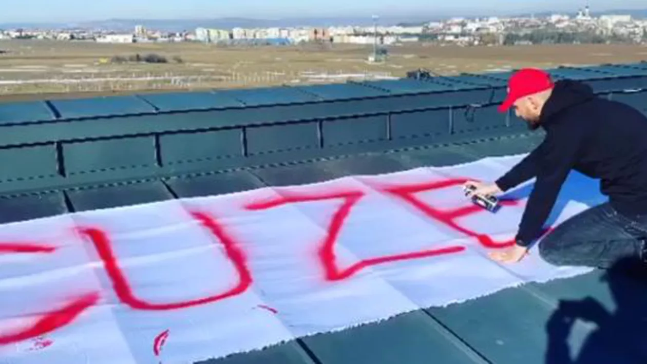 Protest organizat de Ştefan Mandachi de Ziua Unirii, la primul metru de autostradă din Moldova