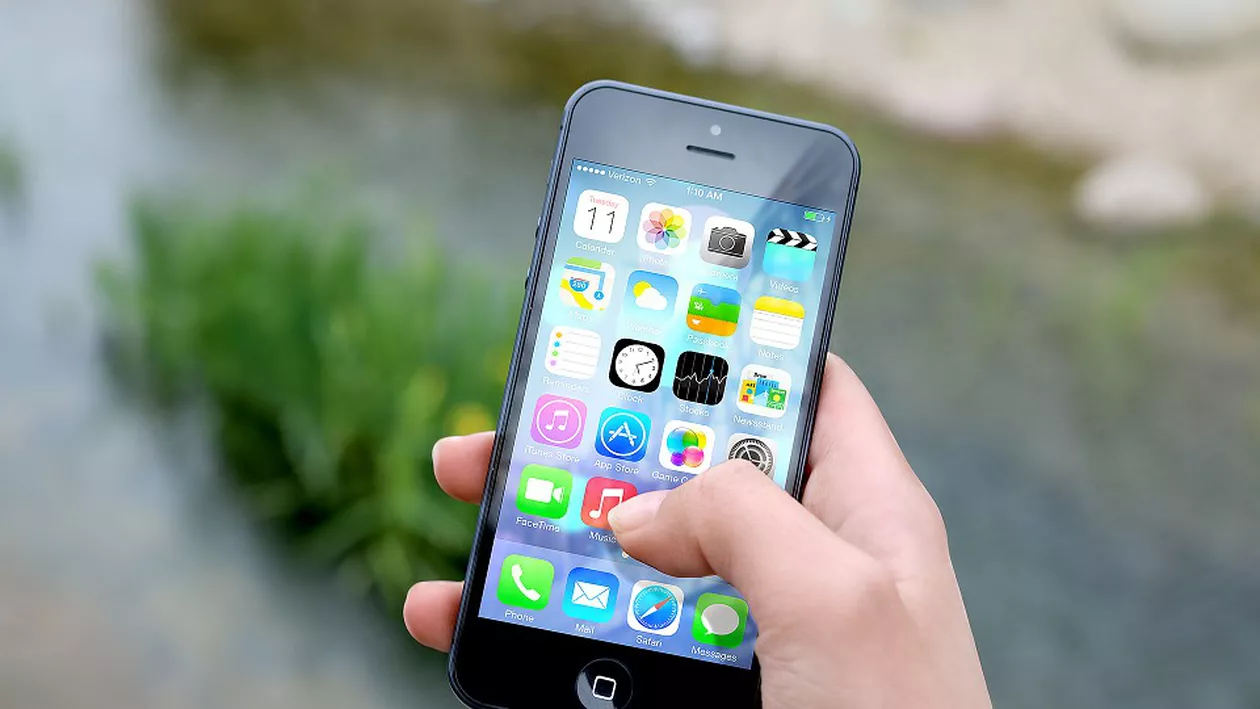 A crezut că dă LOVITURA VIEȚII după ce şi-a cumpărat un IPHONE la un PREȚ DE NIMIC! A simţit că LEȘINĂ atunci când a văzut CE ERA ÎN CUTIE (IMAGINI ȘOCANTE)