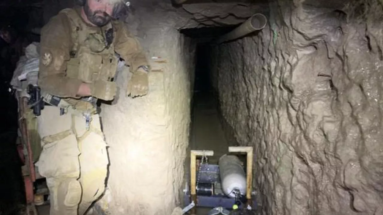 Autoritățile americane au descoperit cel mai lung tunel al traficanților de droguri la granița cu Mexic (FOTO)