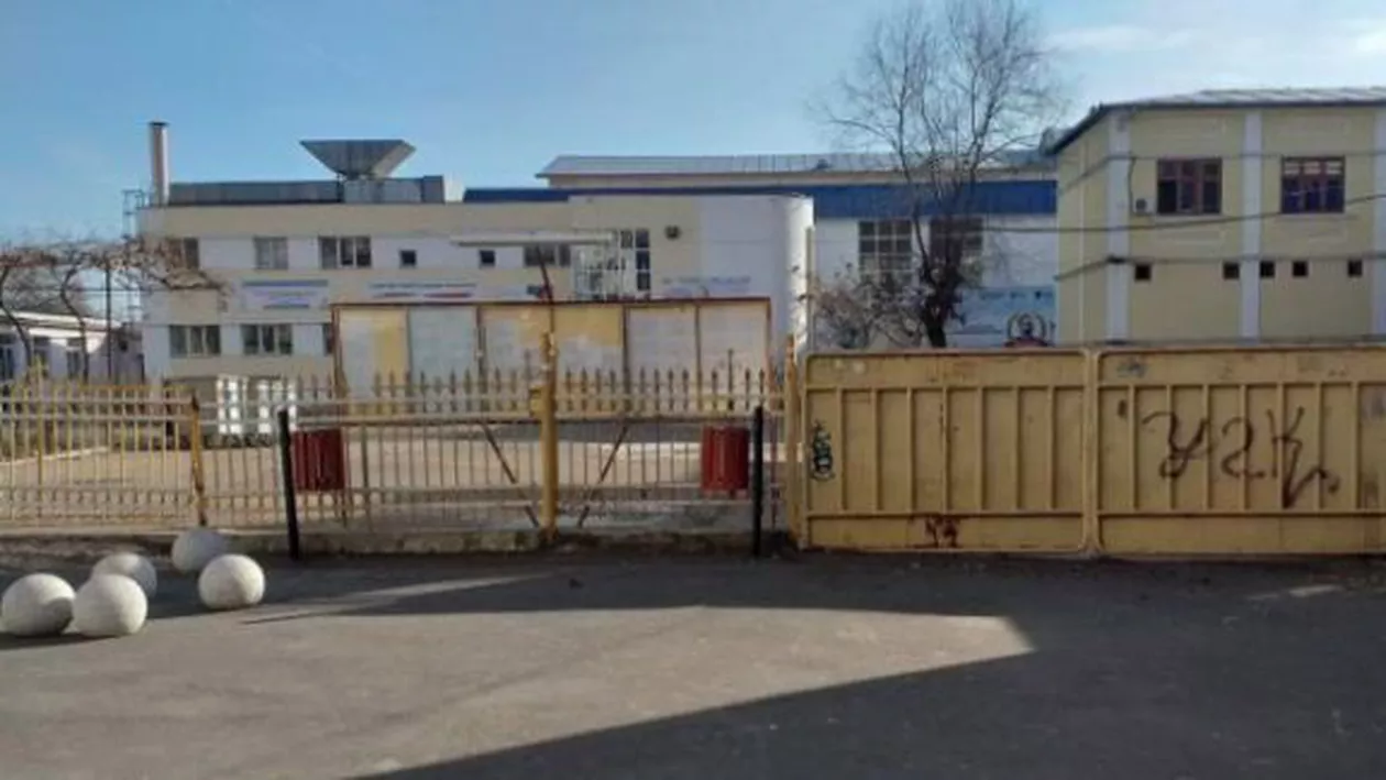 Brăila: Elev bătut pentru 2 lei (VIDEO)