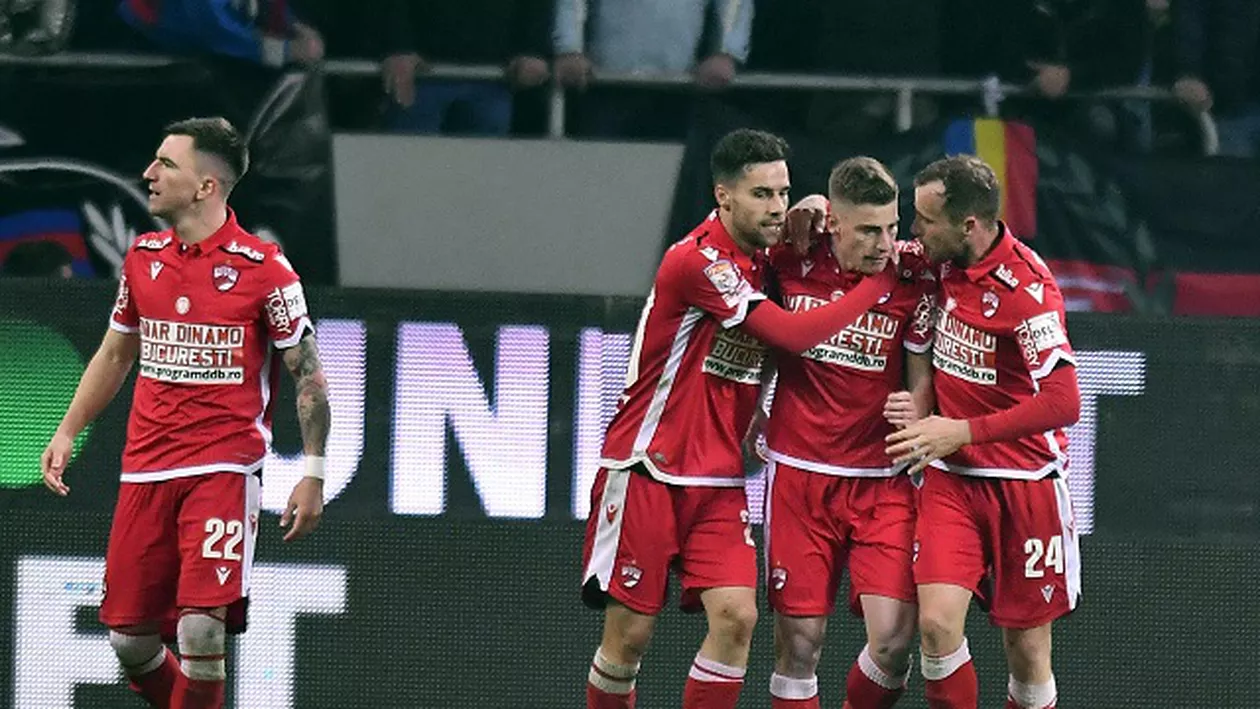 Dinamo se impune în clasicul României, după o pauză de aproape trei ani: „Câinii” o înving pe FCSB, 2-1, la capătul unui derby marcat de incidente (FOTO)