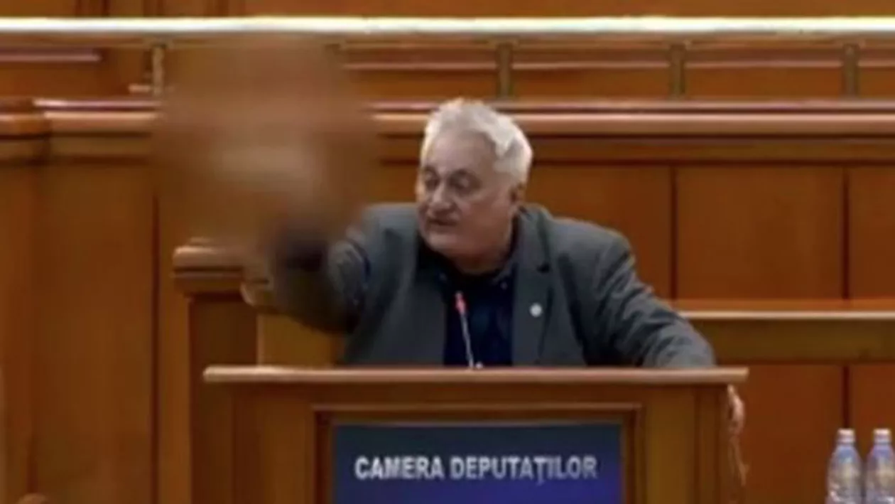 Zbierete în Parlament. Bacalbaşa, către un deputat USR: „Eşti obraznic, clopotarule!”