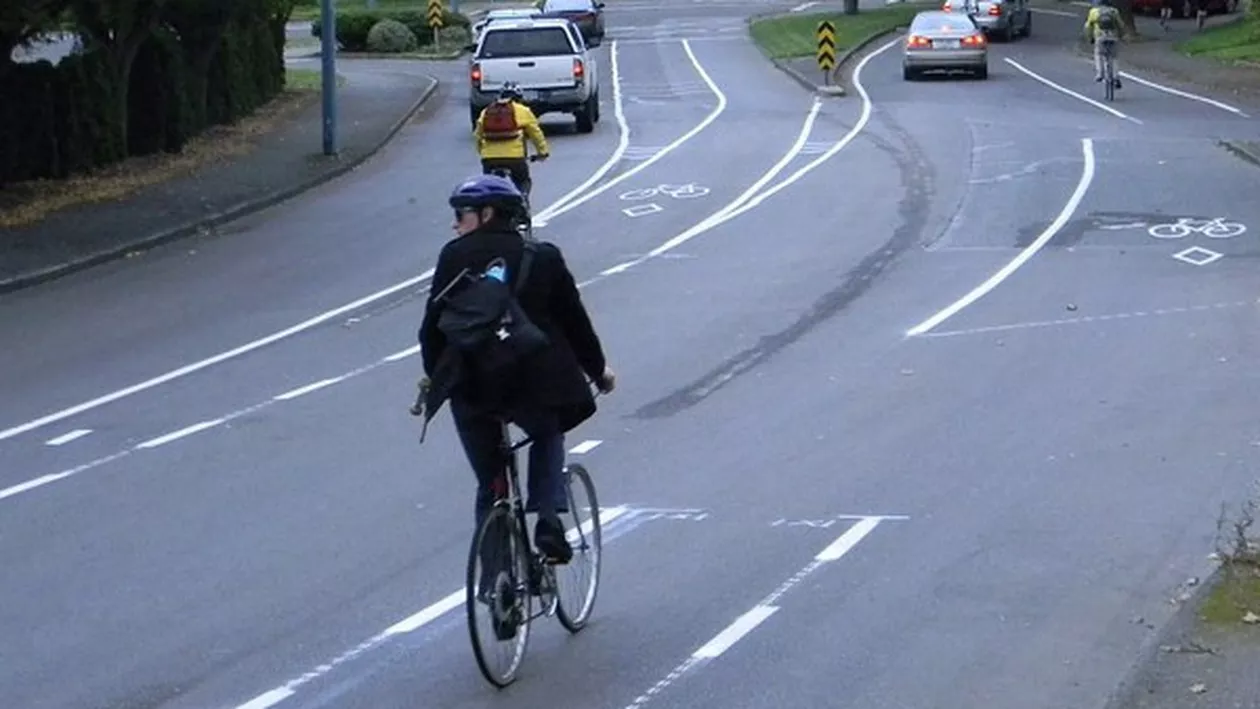 Modificarea Codului rutier pentru amenajarea pistelor de biciclete