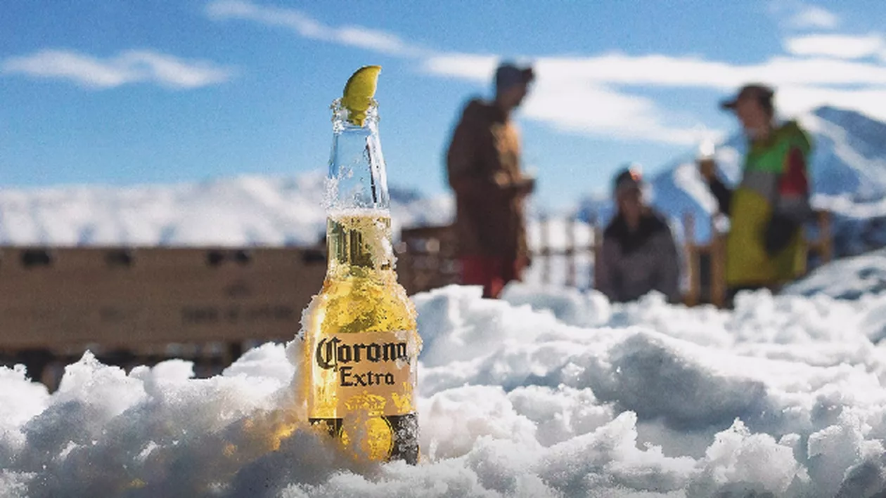 Aproape 40% dintre americani nu ar mai cumpăra bere Corona din cauza epidemiei de coronavirus COVID-19