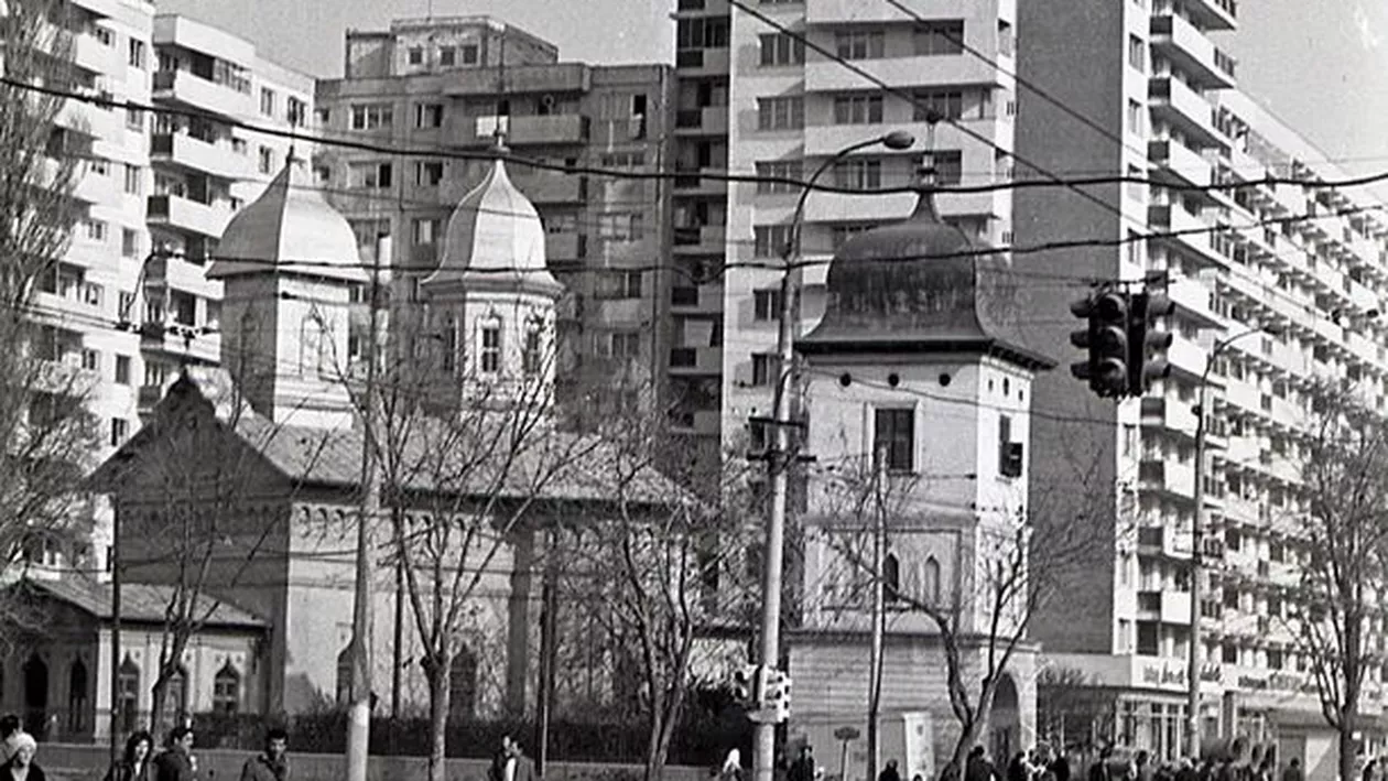Momentul când timpul a stat în loc: 43 de ani de la cutremurul din `77, când sute de oameni au pierit și zeci de clădiri s-au prăbușit (VIDEO)