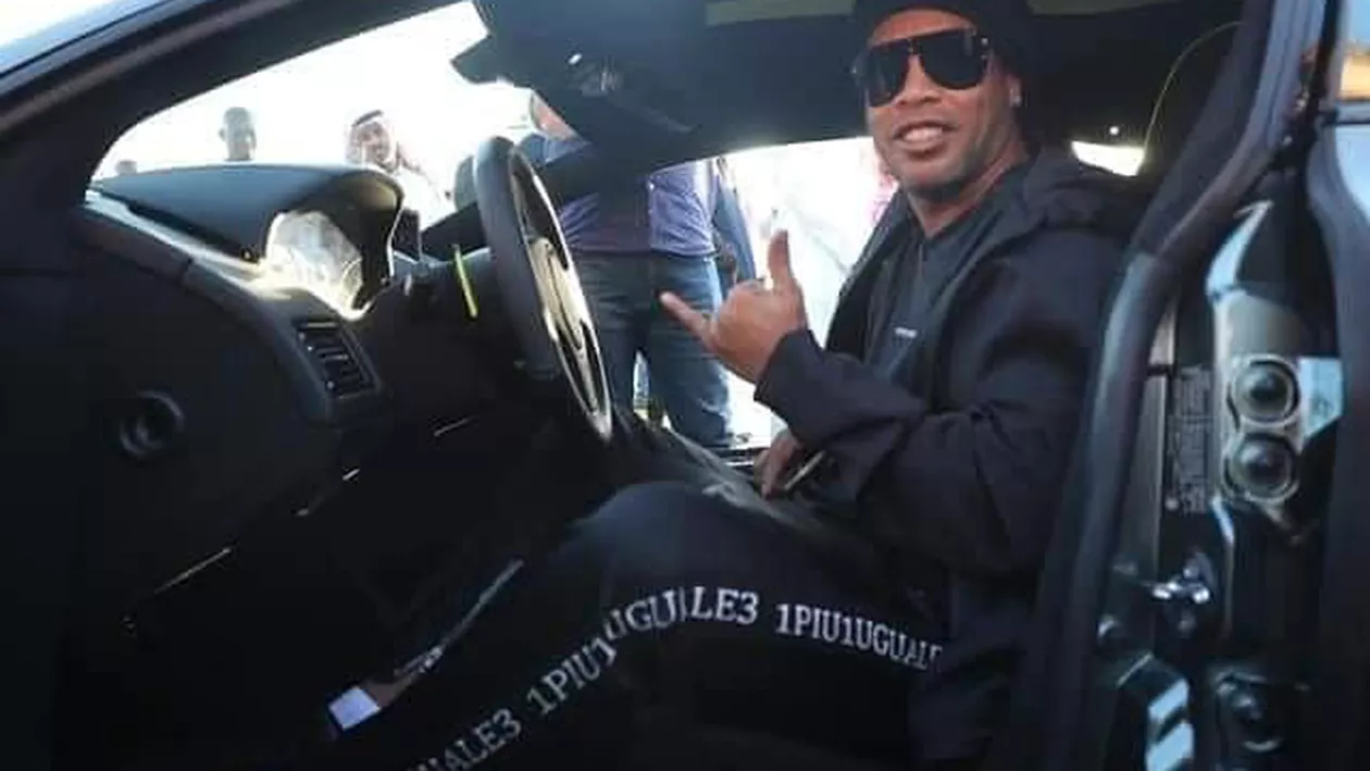 Ronaldinho, arestat în Paraguay pentru că ar fi intrat în țară cu un pașaport fals (VIDEO)