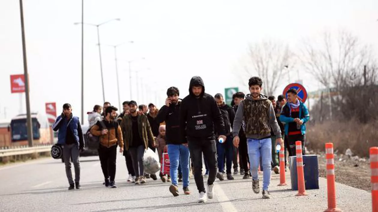 Solidaritate totală în Grupul Vișegrad, pentru închiderea rutei balcanice. Polonia, Ungaria, Cehia și Slovacia, alături de Grecia pentru oprirea migranților la frontiera UE