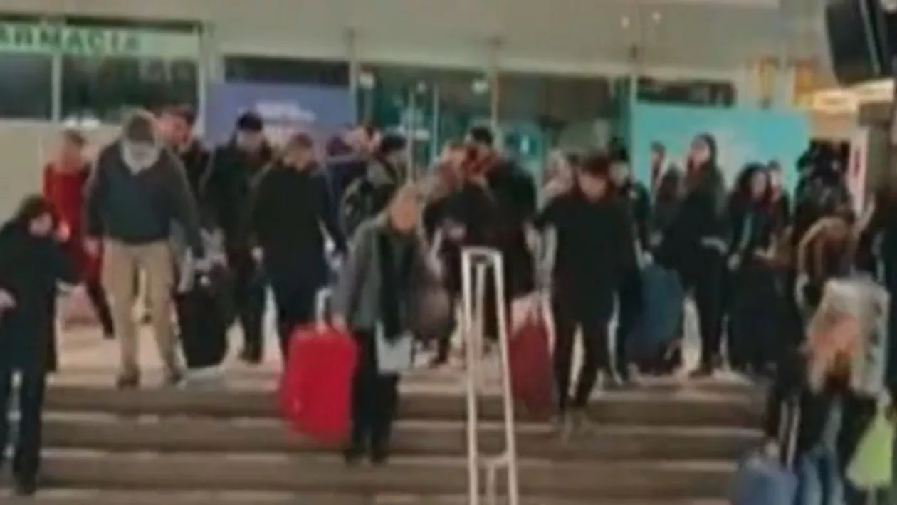 Imagini uluitoare cu italienii care fug de carantină. Gările din Milano, luate cu asalt de sute de oameni (VIDEO)