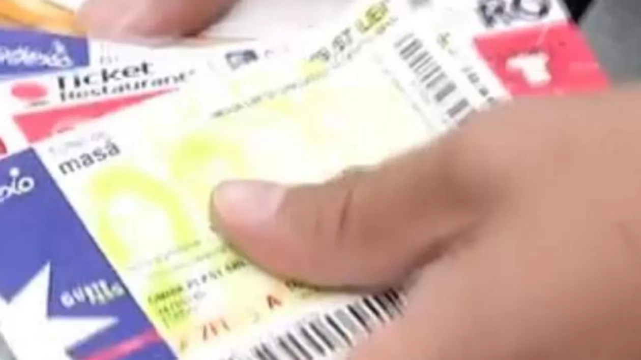 Valorea nominală a tichetelor de masă crește la 20 de lei. Președintele Iohannis a promulgat legea