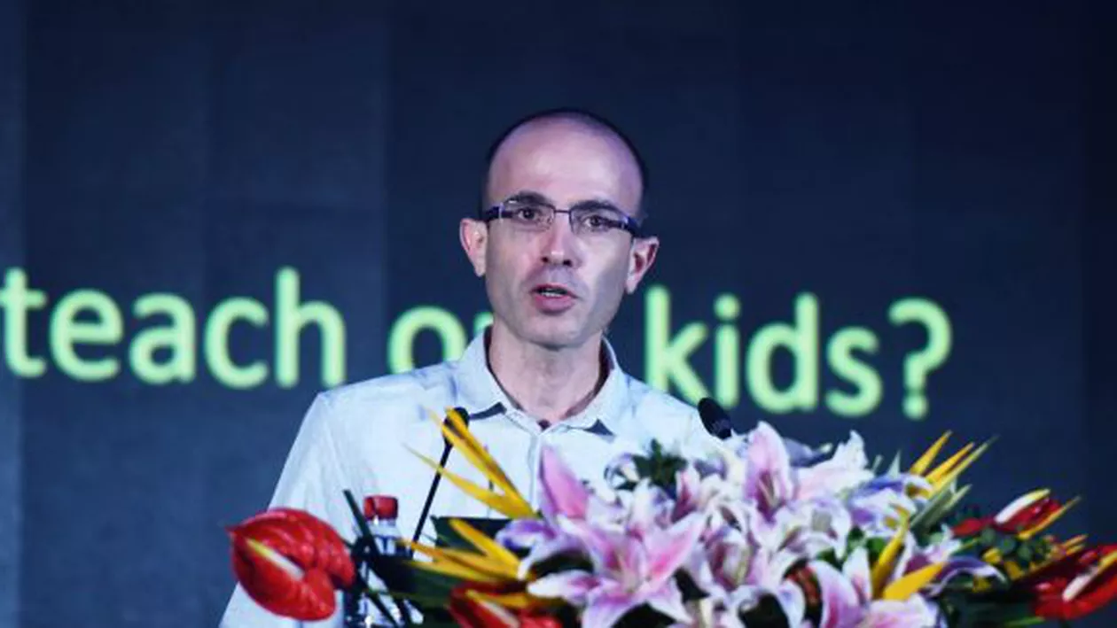 Harari, despre lume sub pandemia de coronavirus: „Omenirea se confruntă acum cu o criză globală. Poate cea mai mare criză a generației noastre!”