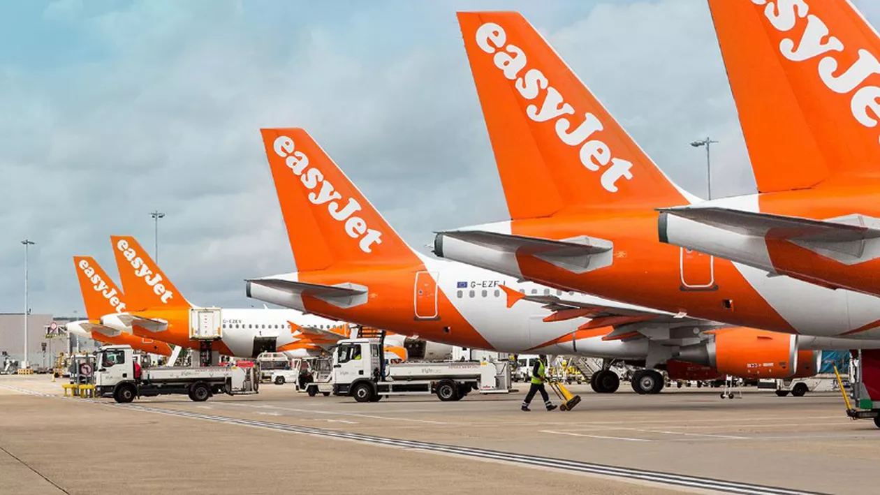 Compania aeriană EasyJet și-a anulat toate zborurile din cauza pandemiei. Peste 300 de avioane vor rămâne la sol pentru o perioadă nedeterminată