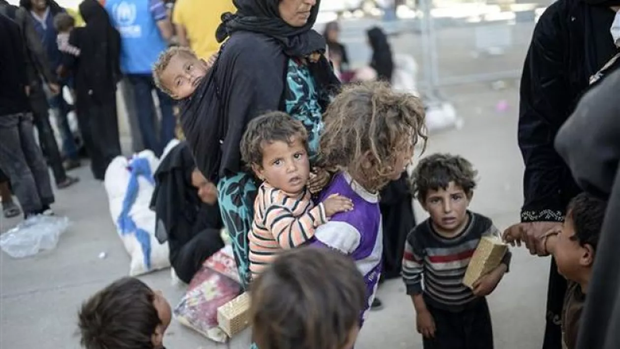 Grecia a instituit măsura de carantină într-o tabără de refugiați, aflată în apropiere de Atena, după ce mai mult de 20 de migranți au fost testați pozitiv pentru coronavirus