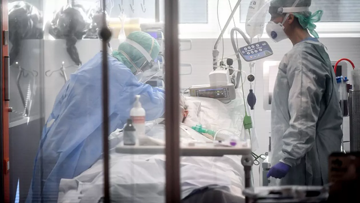 A fost externat fostul ofițer MAI care a infectat cu coronavirus zeci de persoane și a dus la închiderea Spitalului Gerota. „A avut o formă agravantă a bolii și a rămas cu sechele din cauza complicațiilor pulmonare”