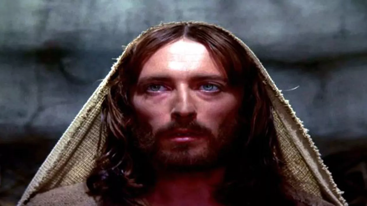 Cum arată acum Robert Powell, actorul principal din „Iisus din Nazaret”