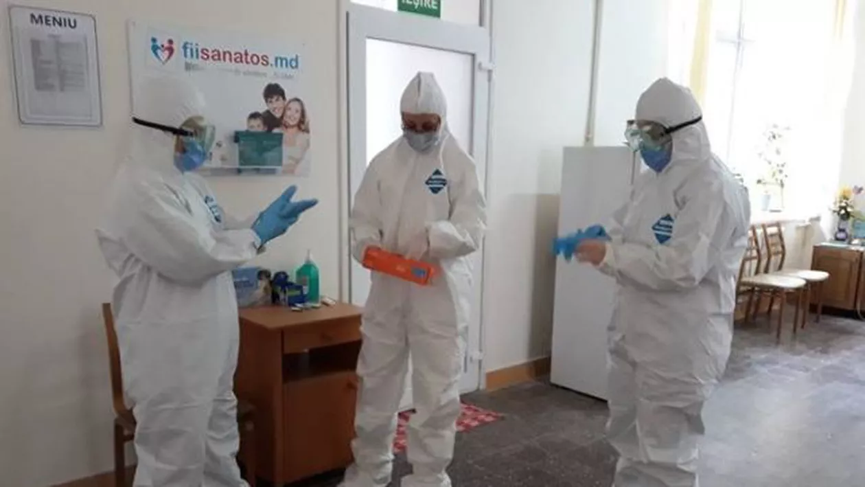 CORONAVIRUS | Republica Moldova a trecut de 2000 de cazuri şi 50 de decese. 25% din cei infectaţi sunt lucrători medicali...