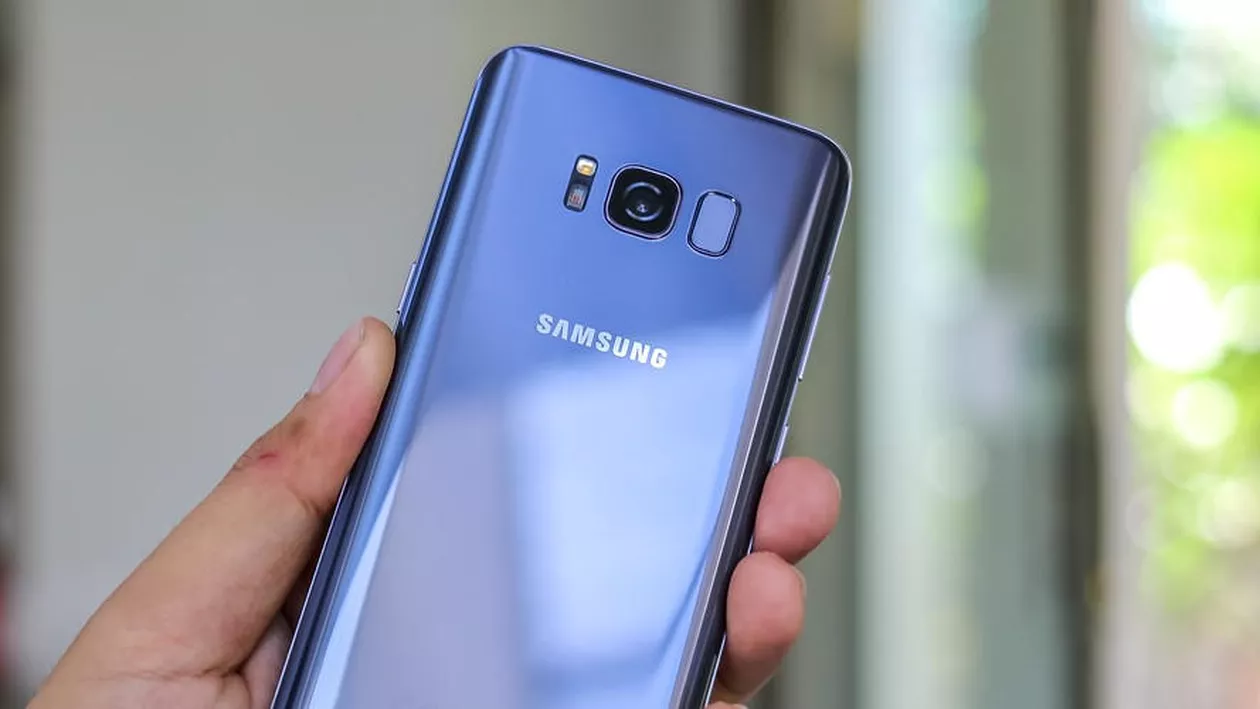 Smartphone-urile Samsung, problemă de securitate descoperită după 6 ani!