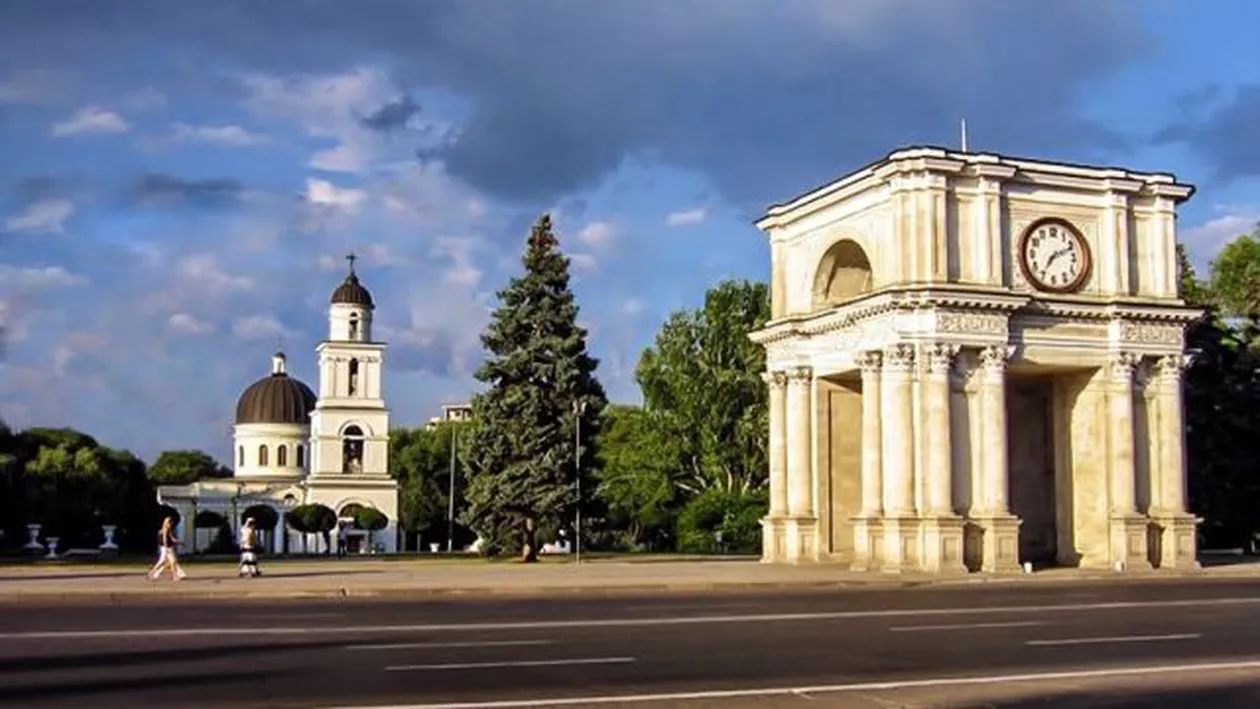 Republica Moldova nu va folosi izoletele trimise de România pentru cazurile de COVID-19. Reacții controversate ale oficialilor de la Chișinău cu privire la donația oferită de București cetățenilor de peste Prut (VIDEO)