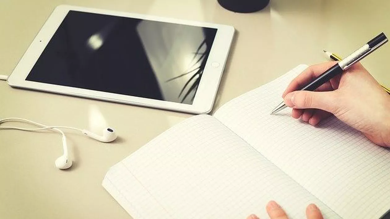 Probele de competențe la Bacalaureat 2020 ar putea fi date online. Ce trebuie să știe absolvenții de liceu