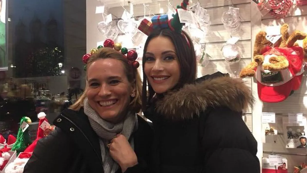 Andreea Berecleanu și Esca, mame a unor adolescente care le calcă pe urme. Eva Zaharescu și Alexia Eram au devenit două tinere frumoase și de succes