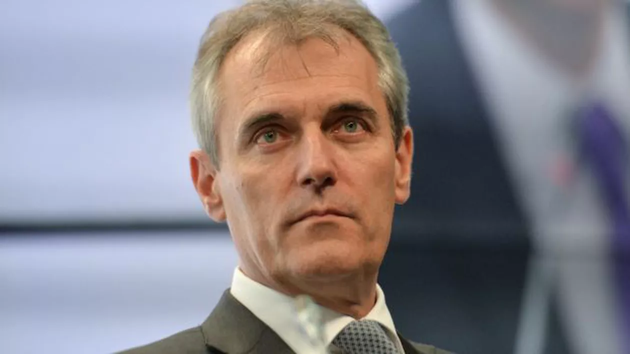 OMV verifică toate cheltuielile de călătorie ale directorului general. Rainer Seele ar fi dat 400.000 euro doar pe deplasările cu avionul