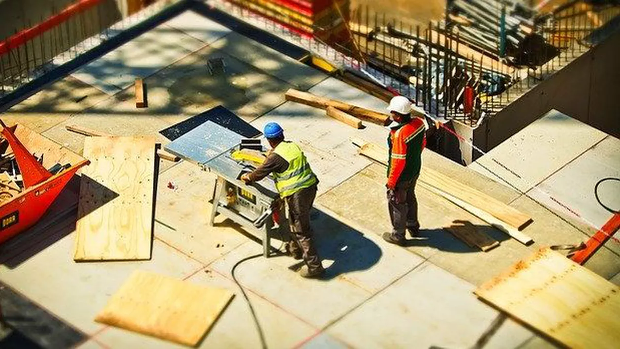 Inspecția muncii, amenzi drastice pentru firmele de plasare a forței de muncă în străinătate