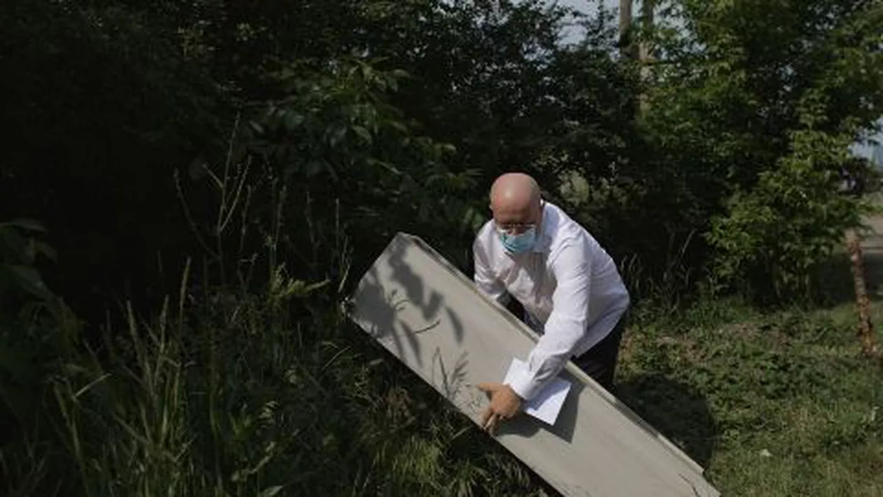 Scandal la conferința de presă a lui Nicușor Dan: Viceprimarul Aurelian Bădulescu a venit însoțit de mai mulți angajați ai Primăriei Capitalei și de directorul STB (VIDEO)