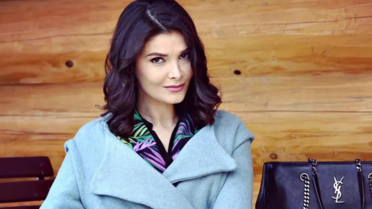 Focar de infecție la Antena 1: Prezentatoarea Alina Pușcaș, după ce a fost confirmată cu COVID-19: Nu am niciun fel de tratament